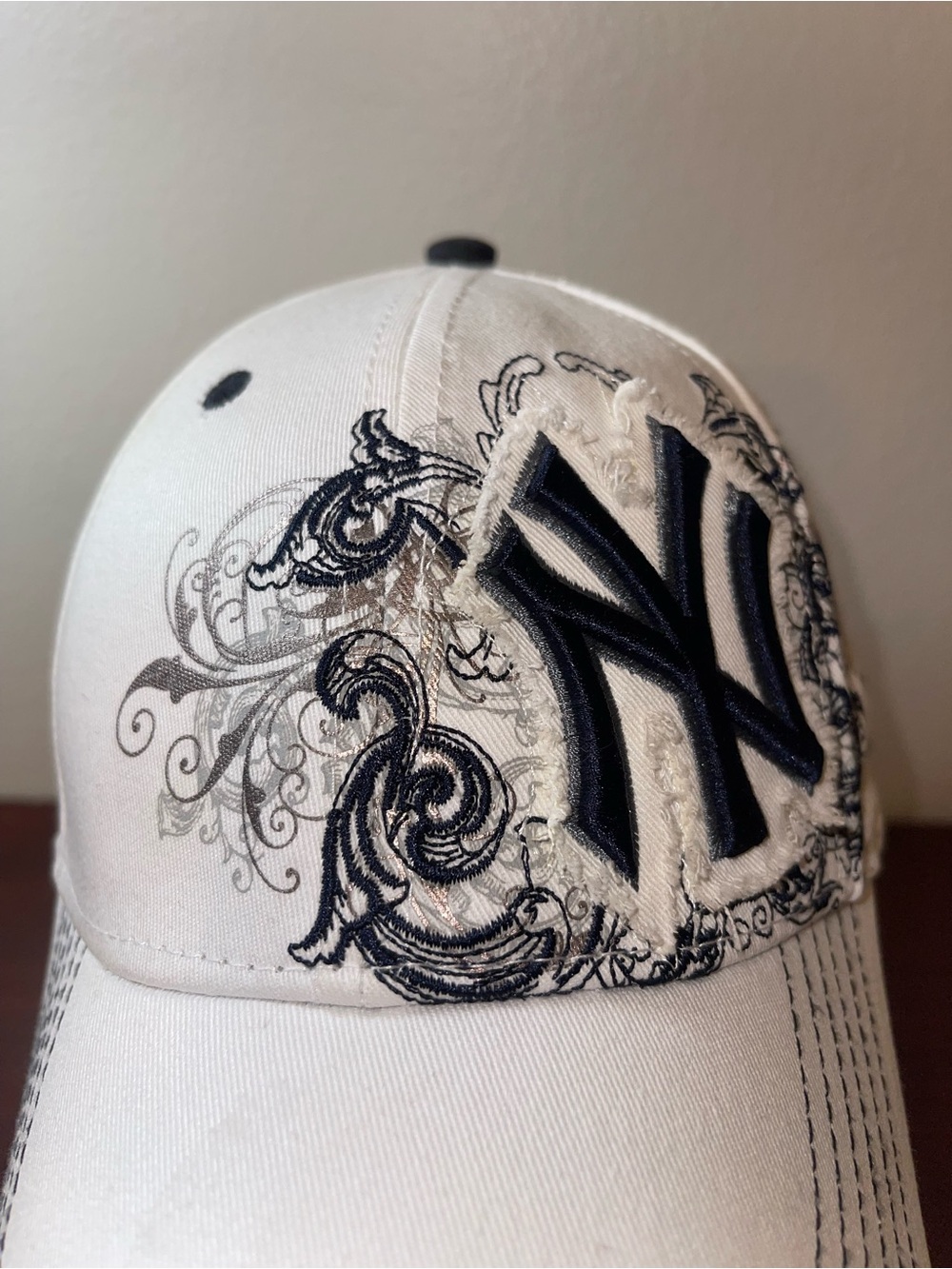 New Era White and Black Women's Baseball Cap - Interior View